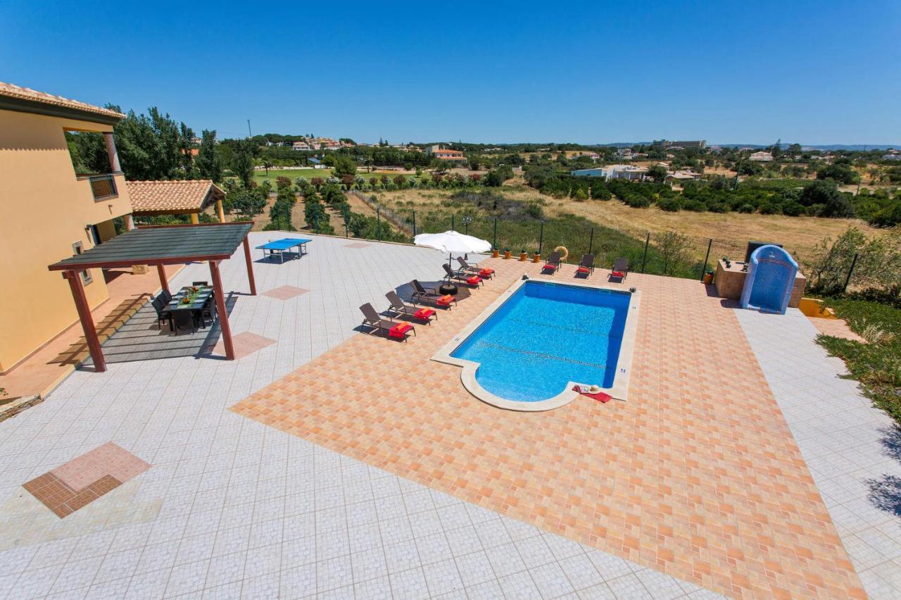 Villa Nincha - Heated Pool - Free Wi-Fi - Air Con Albufeira Exterior photo
