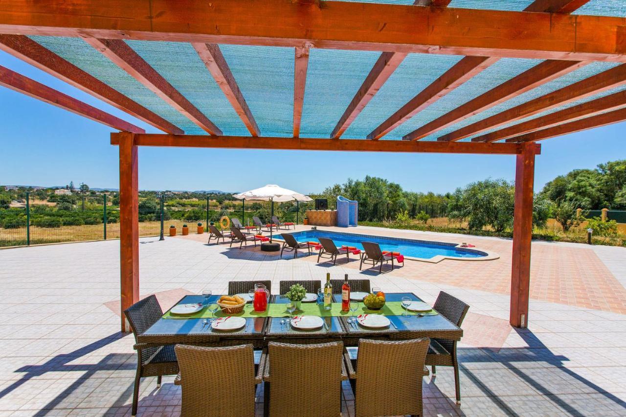 Villa Nincha - Heated Pool - Free Wi-Fi - Air Con Albufeira Exterior photo
